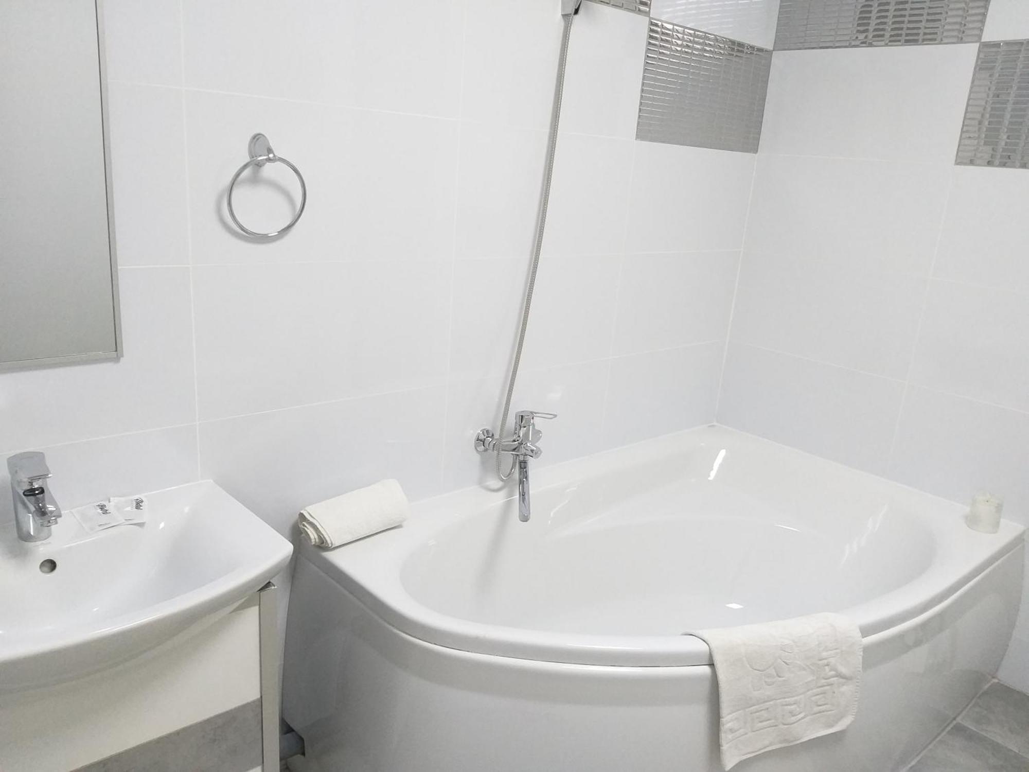 Sherlock Hotel Harkov Kültér fotó