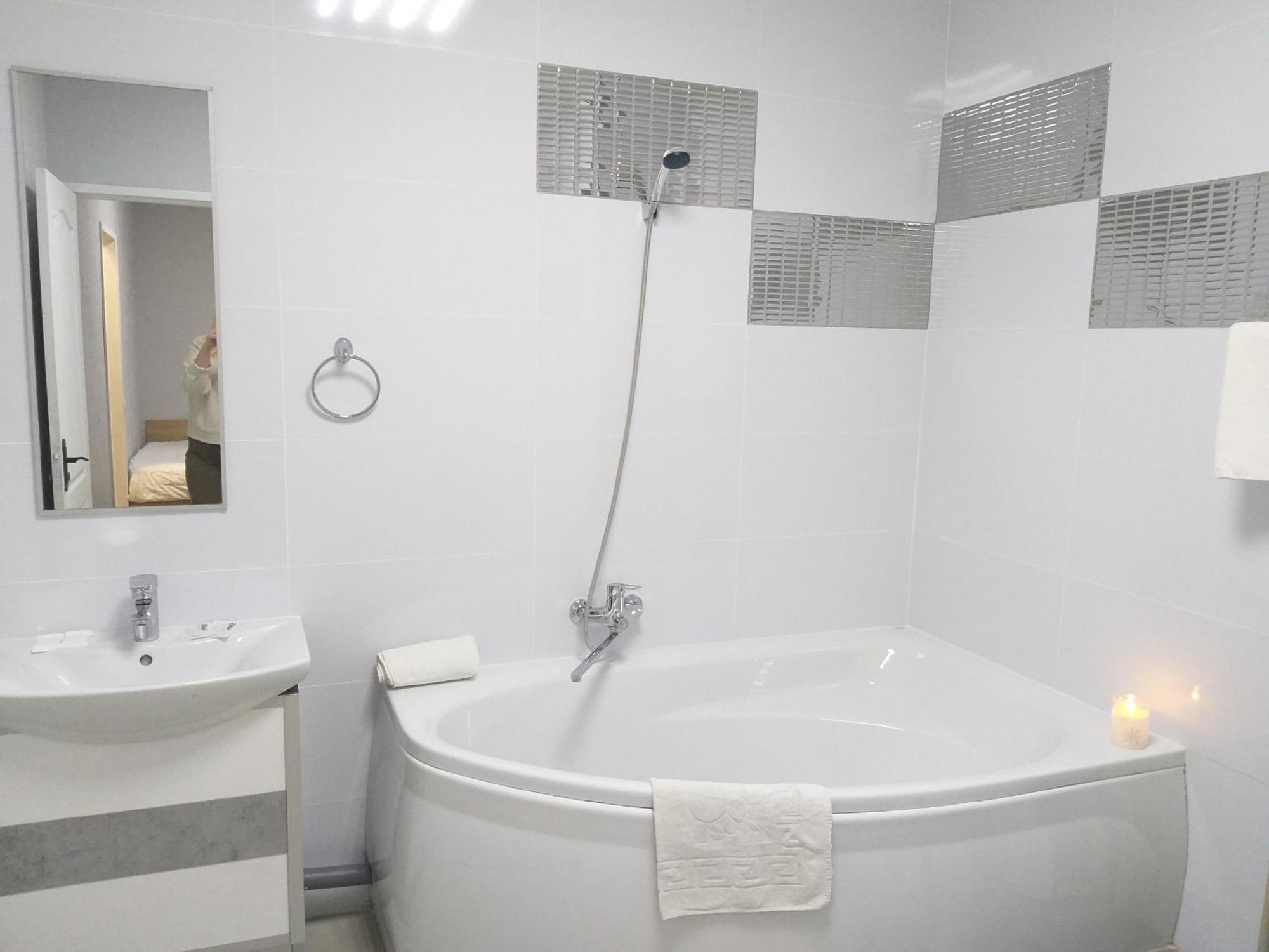 Sherlock Hotel Harkov Kültér fotó