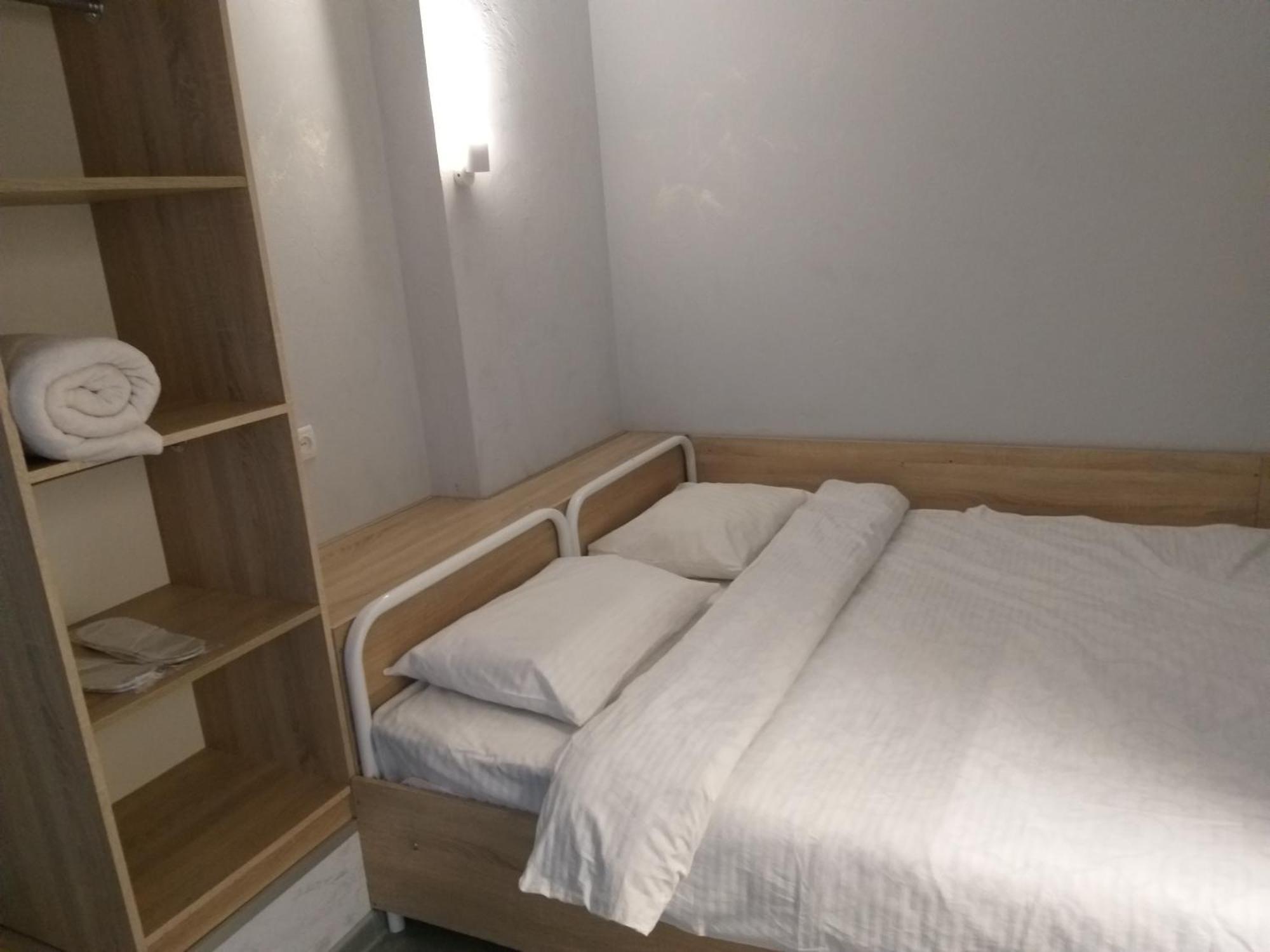 Sherlock Hotel Harkov Kültér fotó