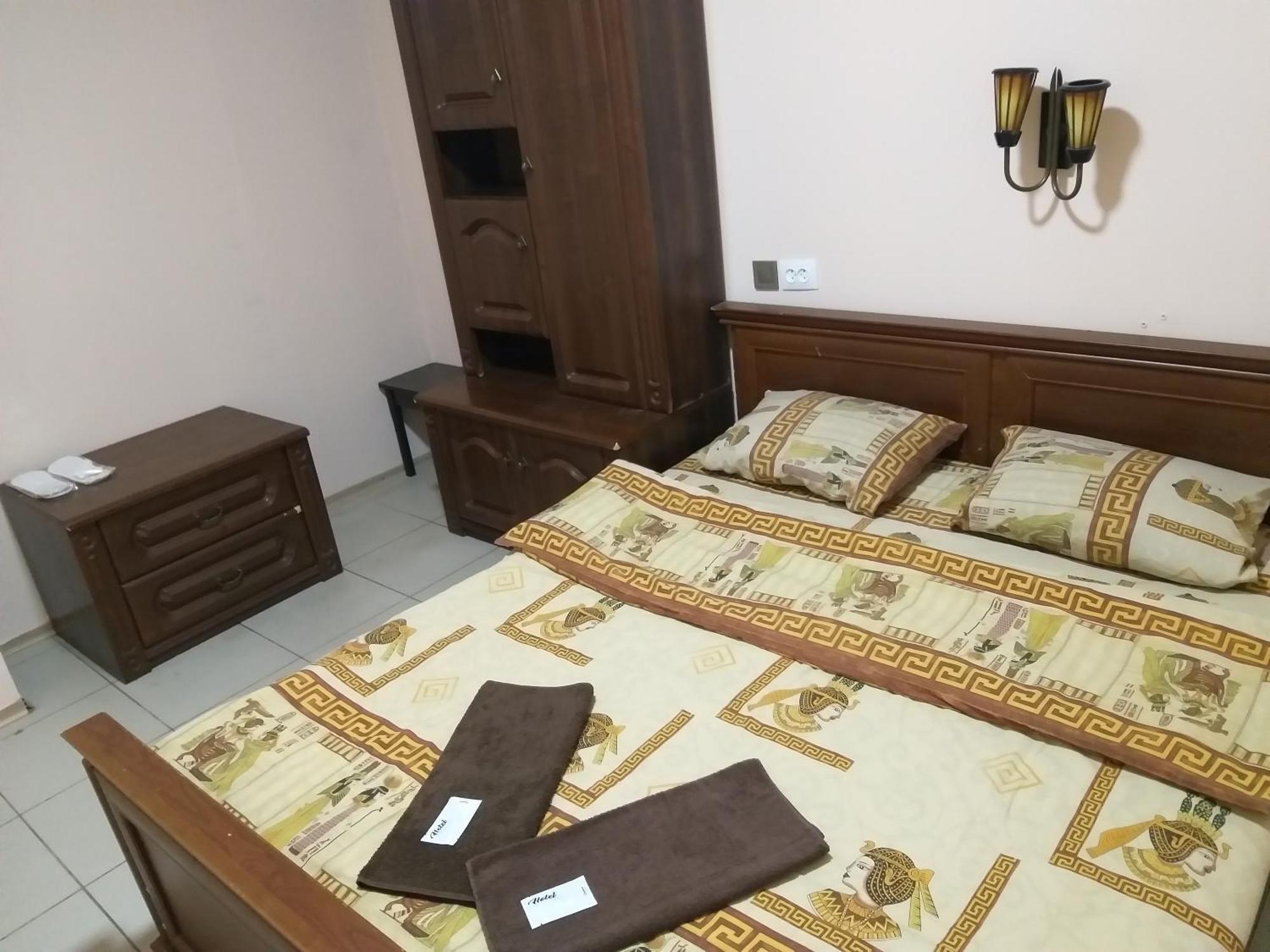 Sherlock Hotel Harkov Kültér fotó