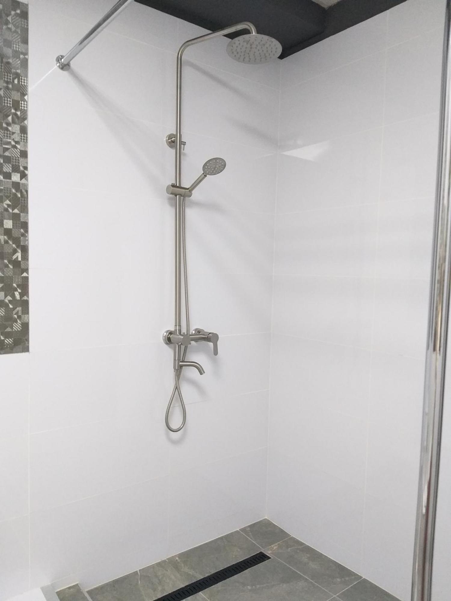 Sherlock Hotel Harkov Kültér fotó